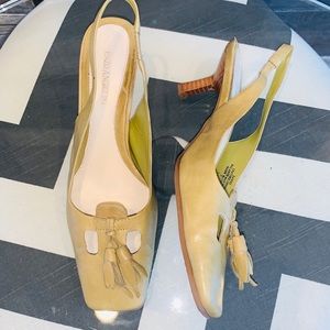 ⬇️$130 ENZO green tea tassel leather kitten slings